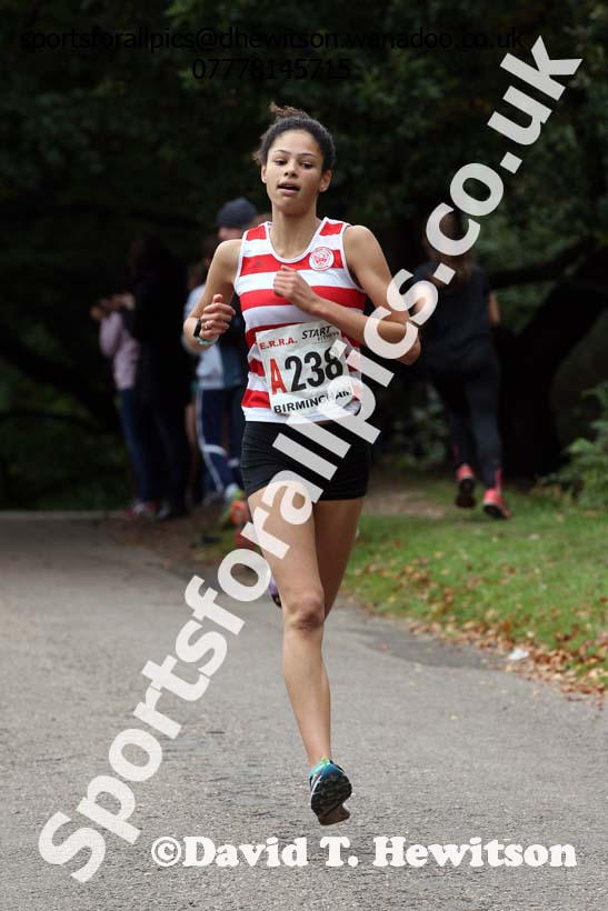 Girls under-15s ERRA Road Relays, Sutton Coldifield, Birmingham. Photo: David T. Hewitson/Sports for All Pics